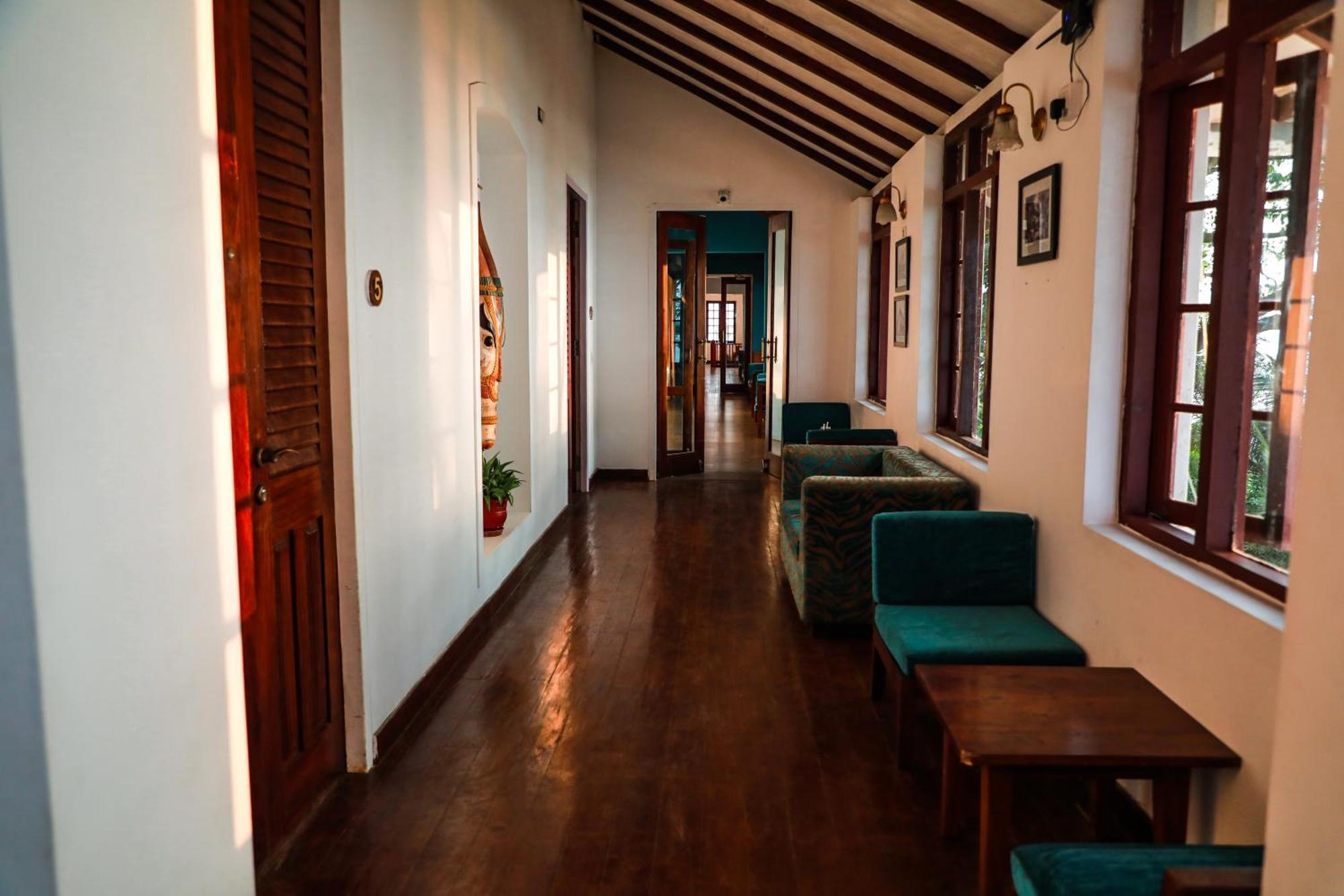 Old Lighthouse Bristow Hotel Kochi Esterno foto