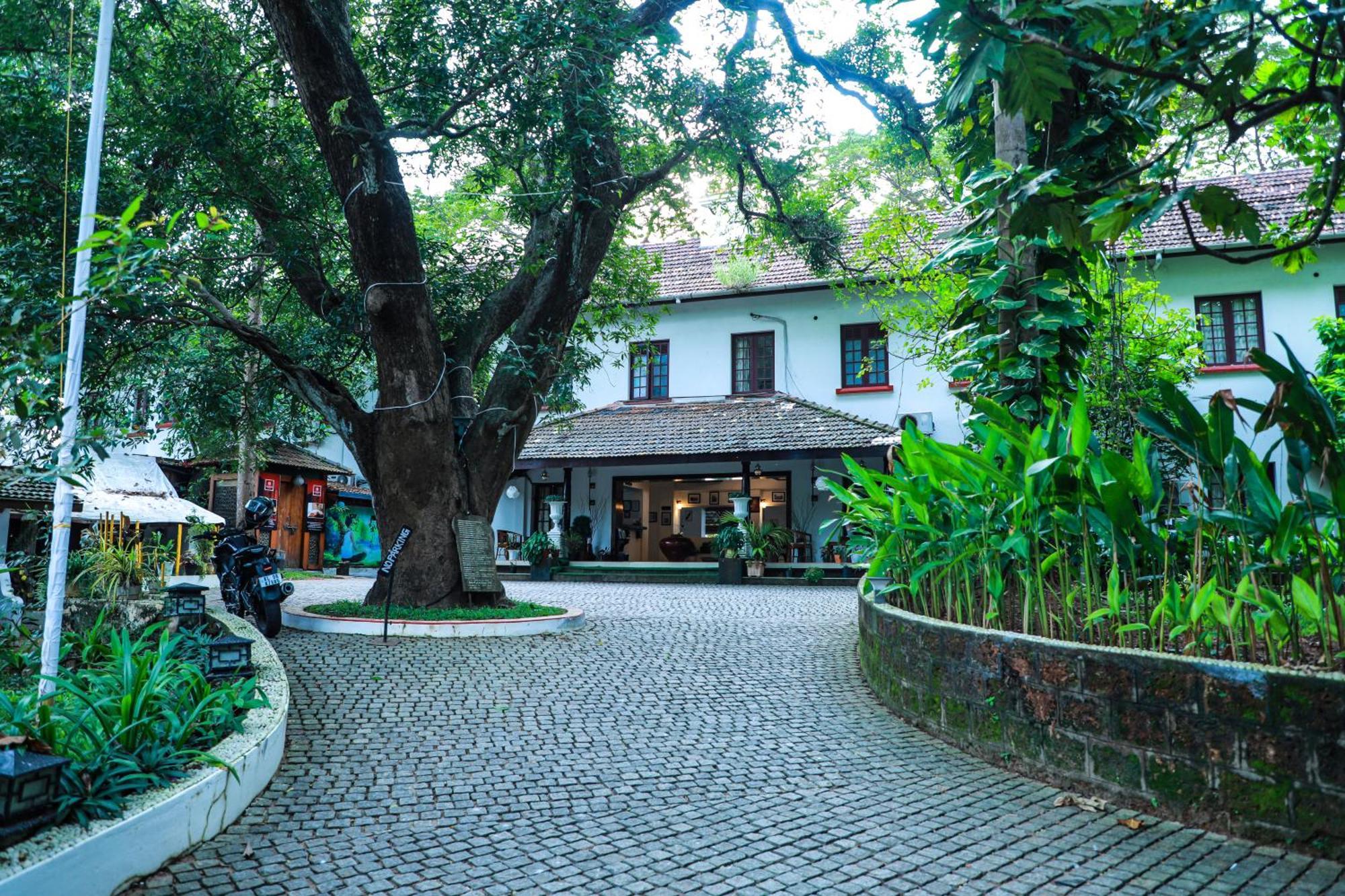 Old Lighthouse Bristow Hotel Kochi Esterno foto