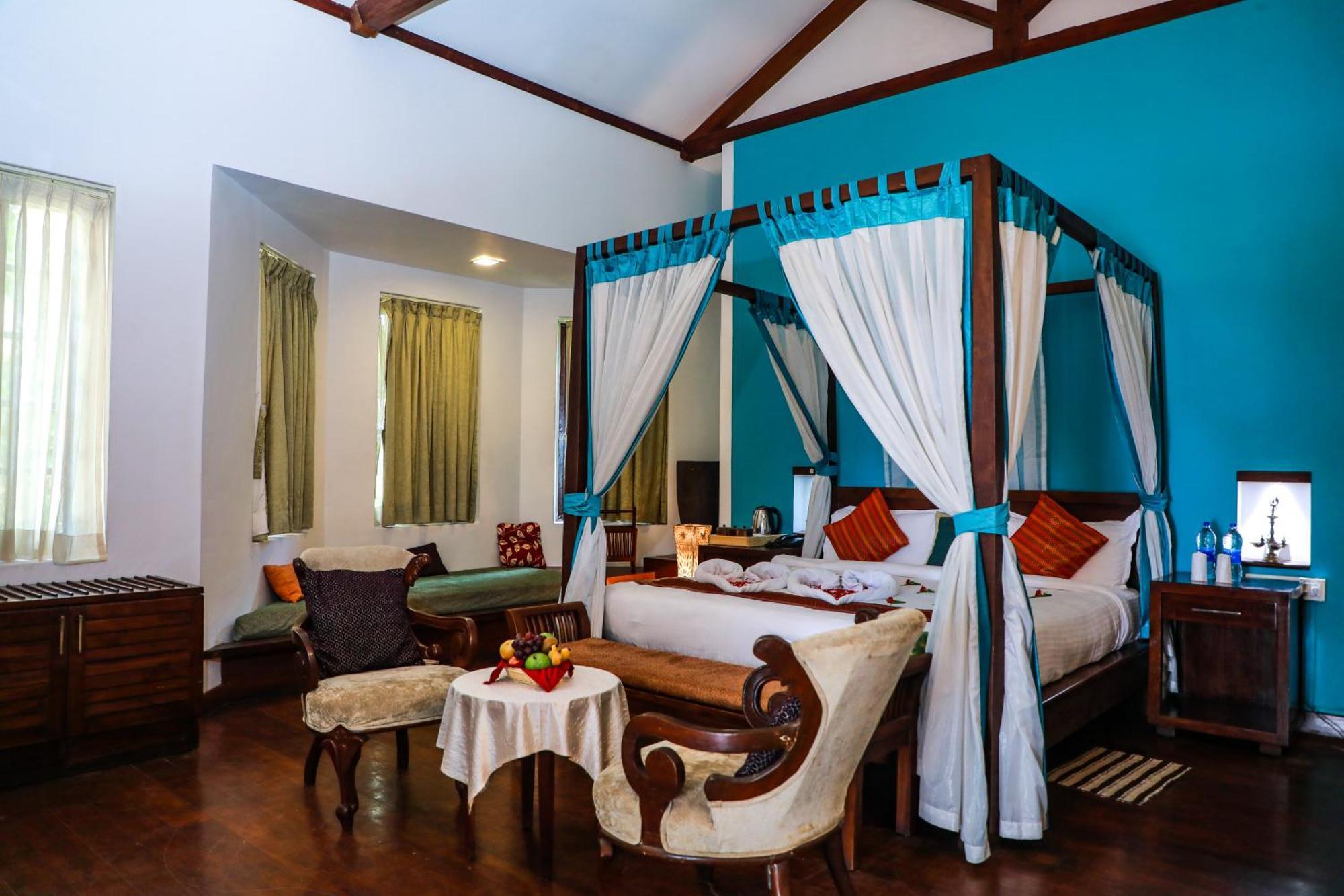 Old Lighthouse Bristow Hotel Kochi Esterno foto